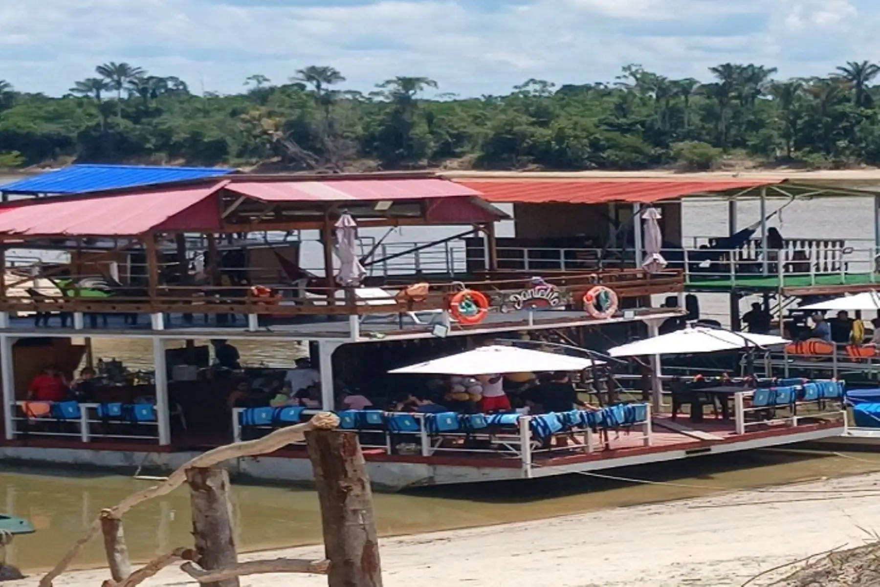 Fiscalía de Loreto participó en operativo para verificar seguridad en balsas flotantes
