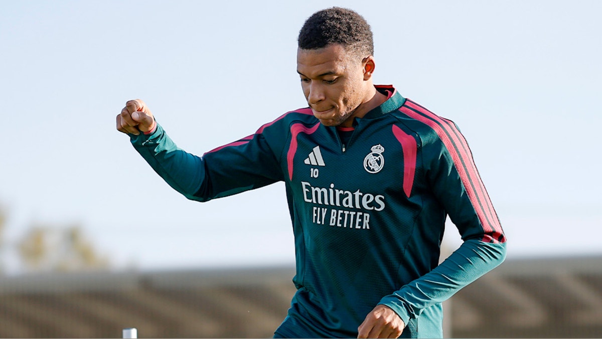 Kylian Mbappé entrena con el grupo y regresan casi todos los internacionales al Real Madrid