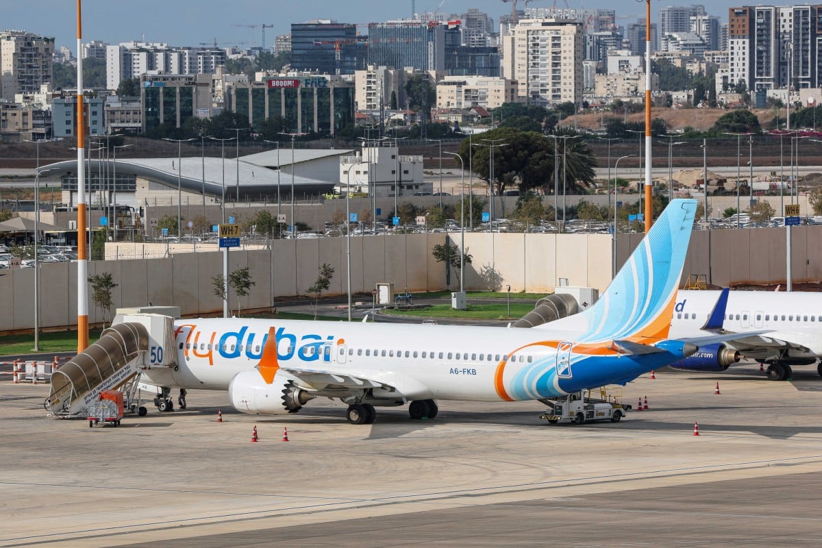 Avión de flydubai aterriza de emergencia en Arabia Saudita tras pelea en pleno vuelo