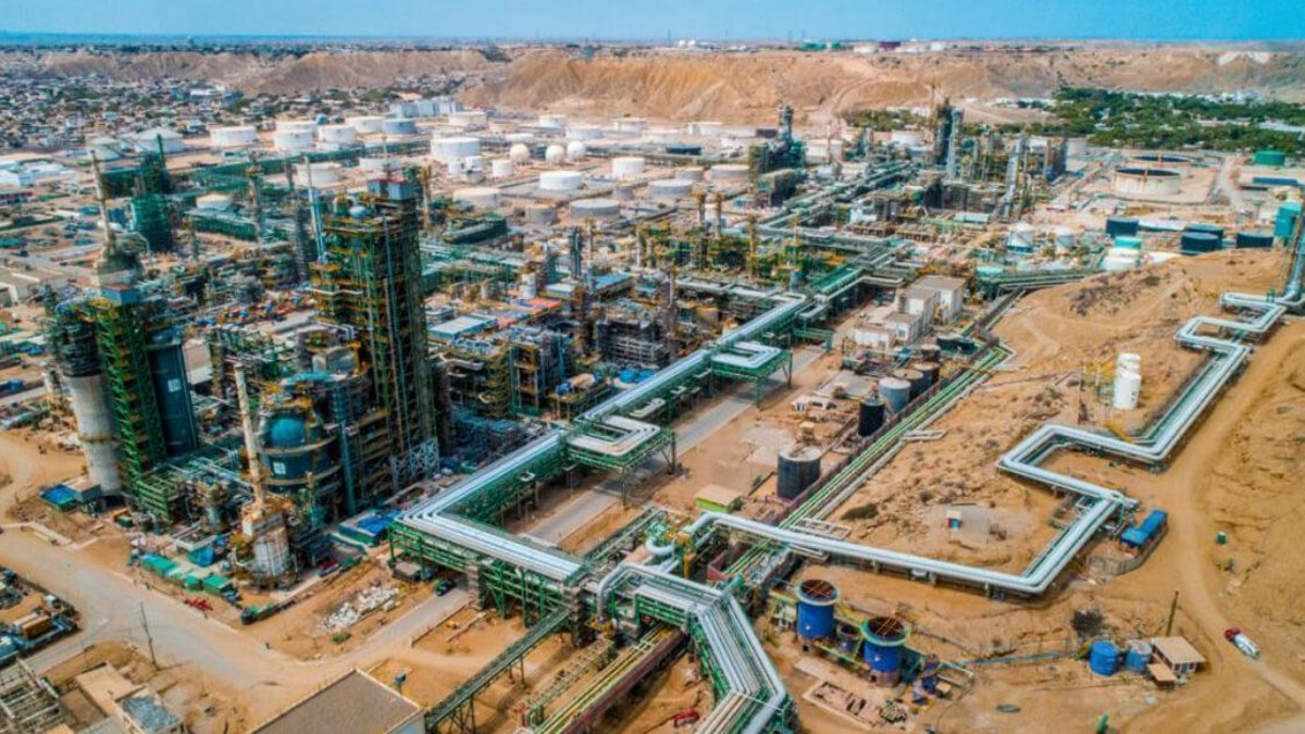 Petroperú recibirá US$475 millones este martes y completaría préstamo de US$2.000 millones en noviembre o diciembre, afirma ProInversión