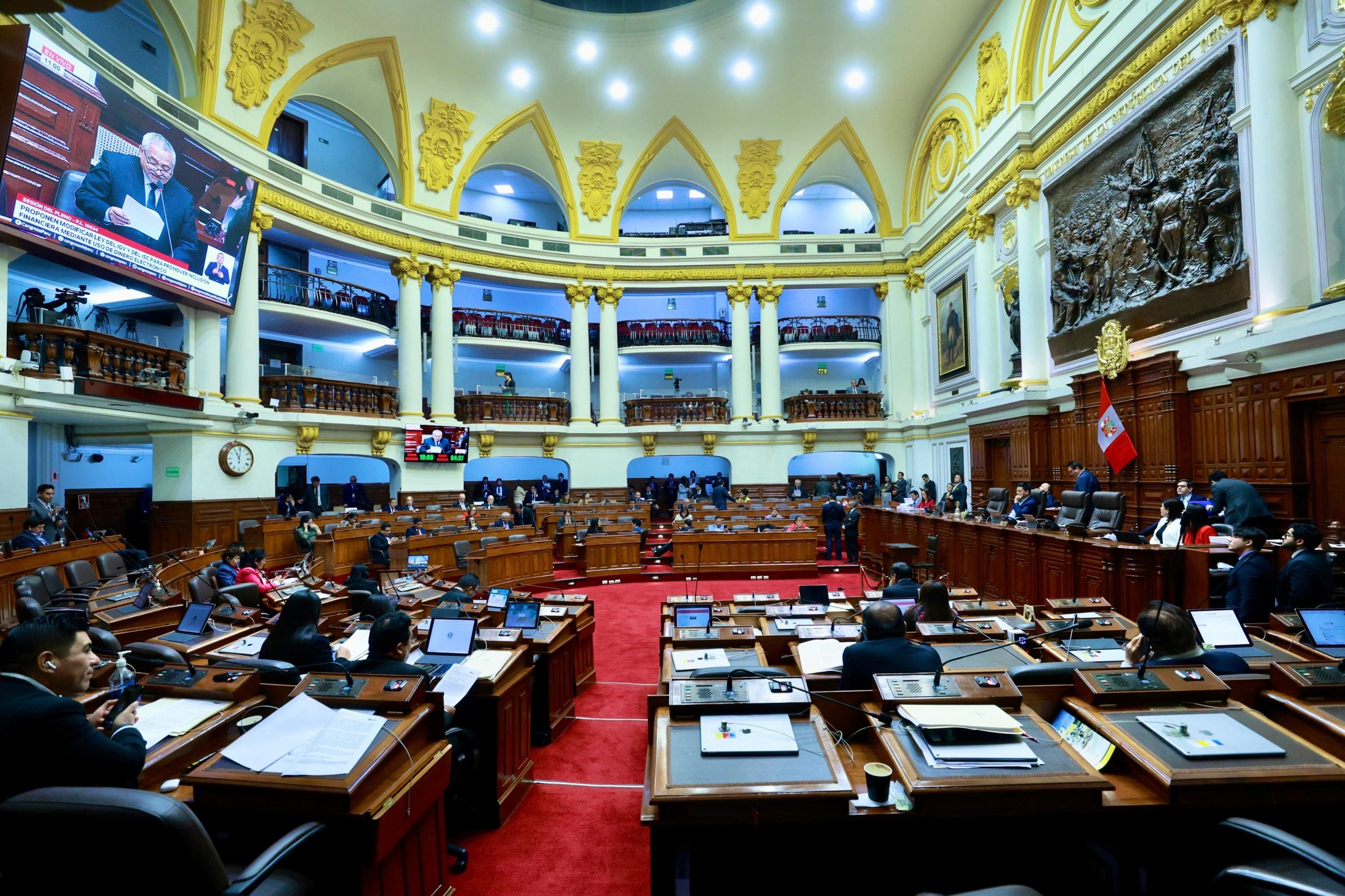Pleno de la Cámara de Diputados aprueba otorgar al Gobierno facultades para legislar sobre seguridad ciudadana y Niño