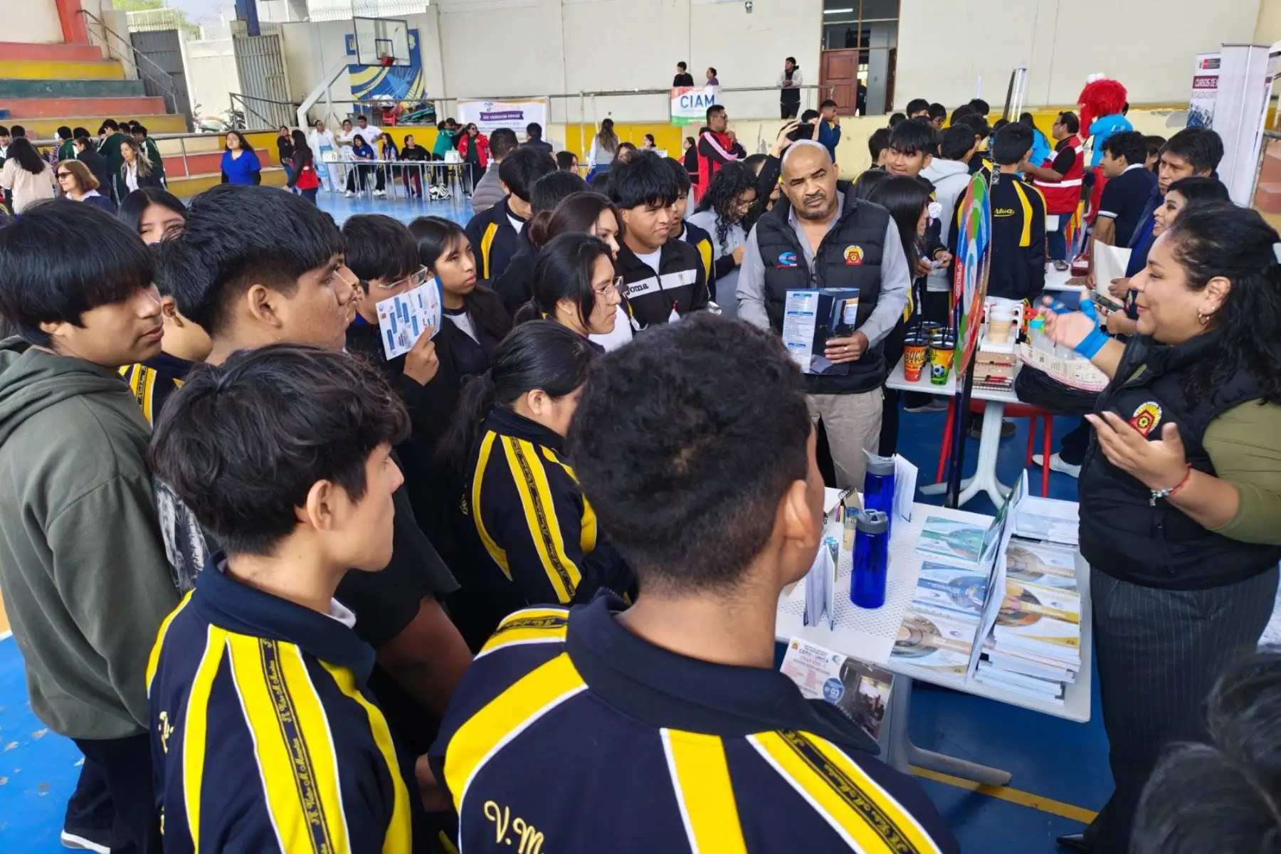 Escolares peruanos presentan 172 inventos en el concurso “Inventores del Futuro" 2026