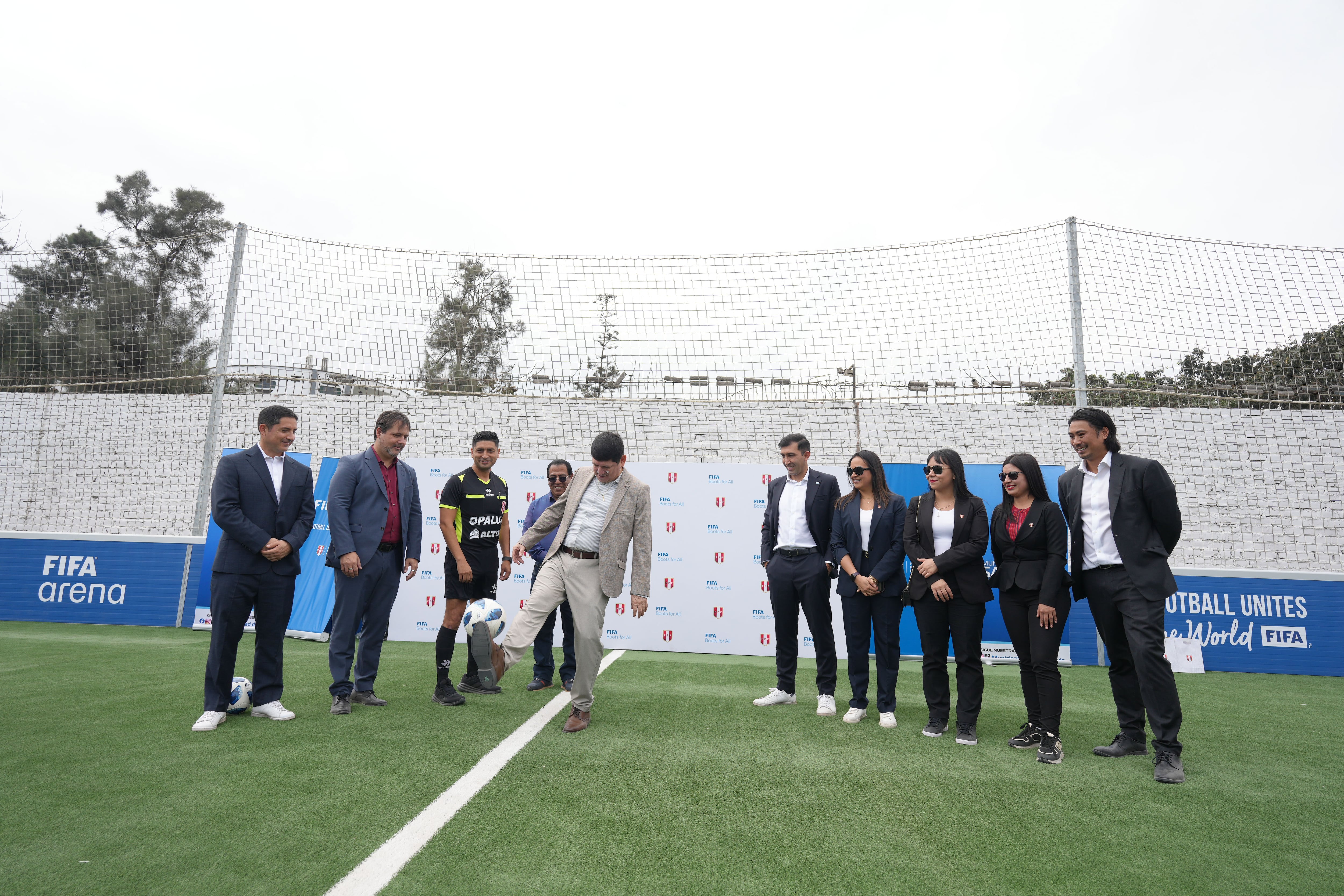 FIFA y FPF inauguraron el FIFA Arena-San Luis que ampliará el acceso al fútbol a la comunidad
