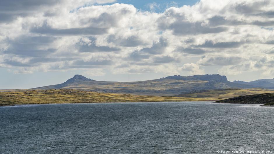 Ministro israelí pide reconocer islas Malvinas como "territorio argentino ocupado"