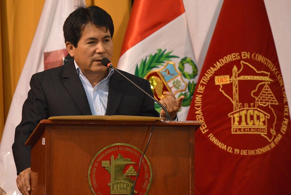 Sueldo mínimo: presidente de la CGTP cuestiona aumento de la RMV en dos tramos