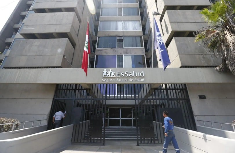 CCL insta a EsSalud a pagar deudas de más de S/400 millones a sus proveedores