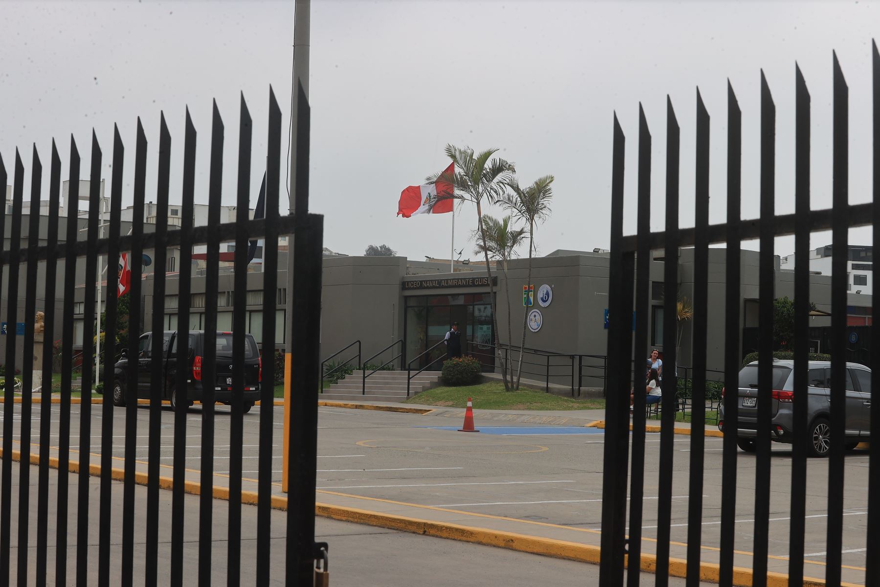 Caso Liceo Naval: dictan 4 meses de internamiento preventivo para 6 escolares denunciados