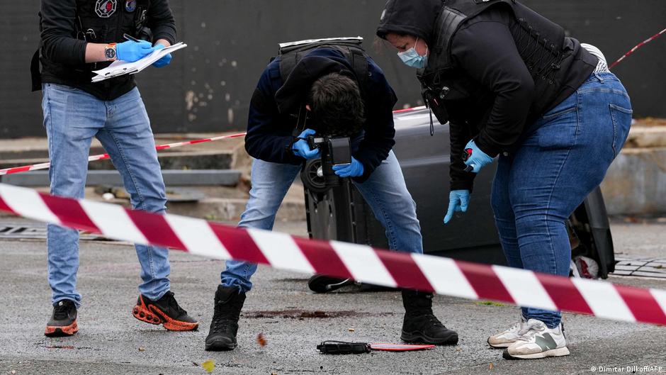 Tiroteos en la periferia de París se investigan como acto terrorista