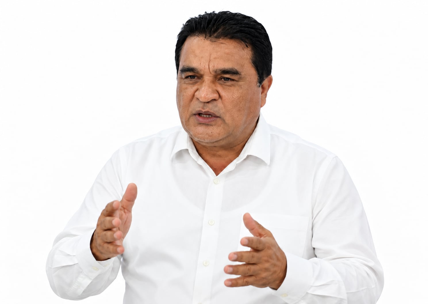 Piura: Santiago Paz oculta ante el JNE el valor de sus diez propiedades