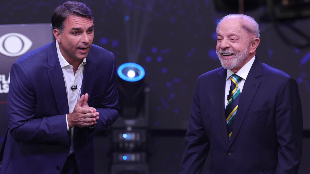 Los diez momentos que han marcado el primer debate entre Lula da Silva y Flávio Bolsonaro