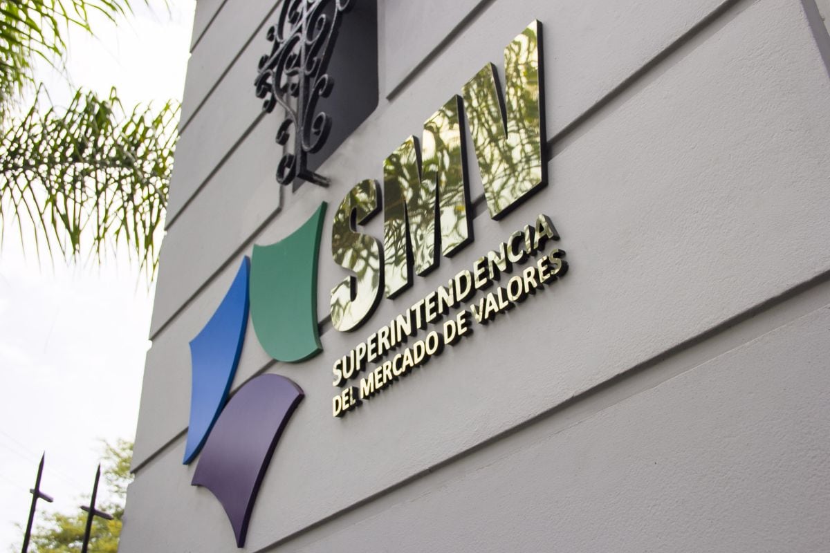 SMV advierte sobre supuesta autorización de gestoras de fondos de inversión privados