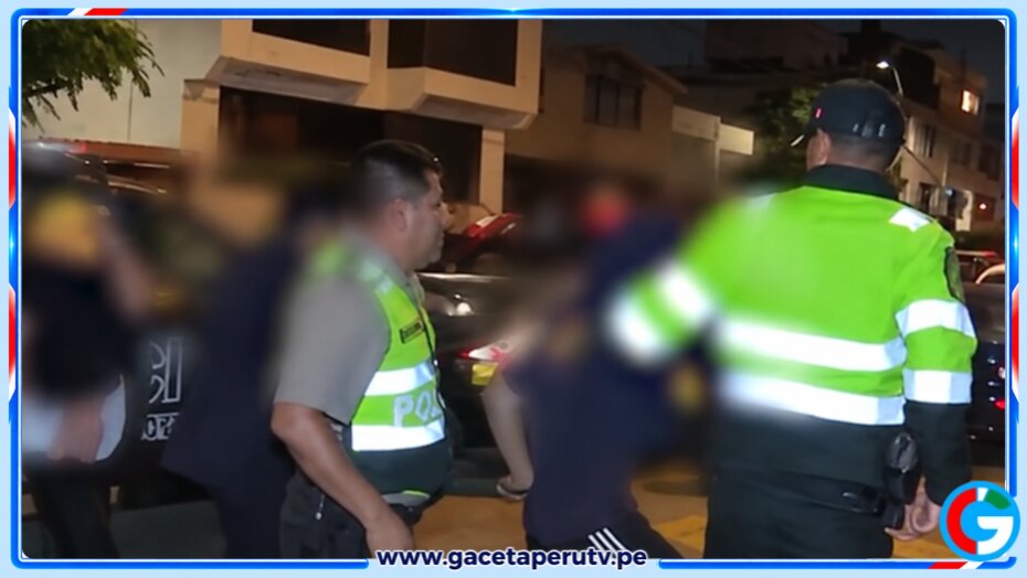 Detienen a 4 escolares por presuntos tocamientos indebidos