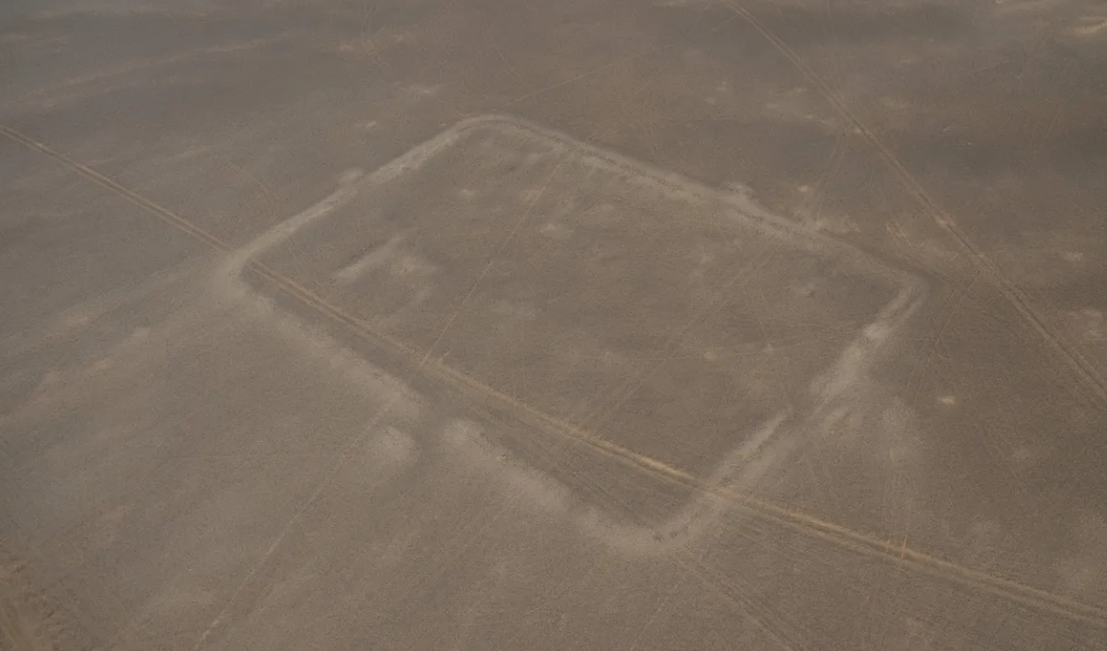En 2023, un arqueólogo descubrió 3 campamentos romanos mientras revisaba Google Earth; estos revelarían una campaña militar en Arabia que no figura en los relatos históricos