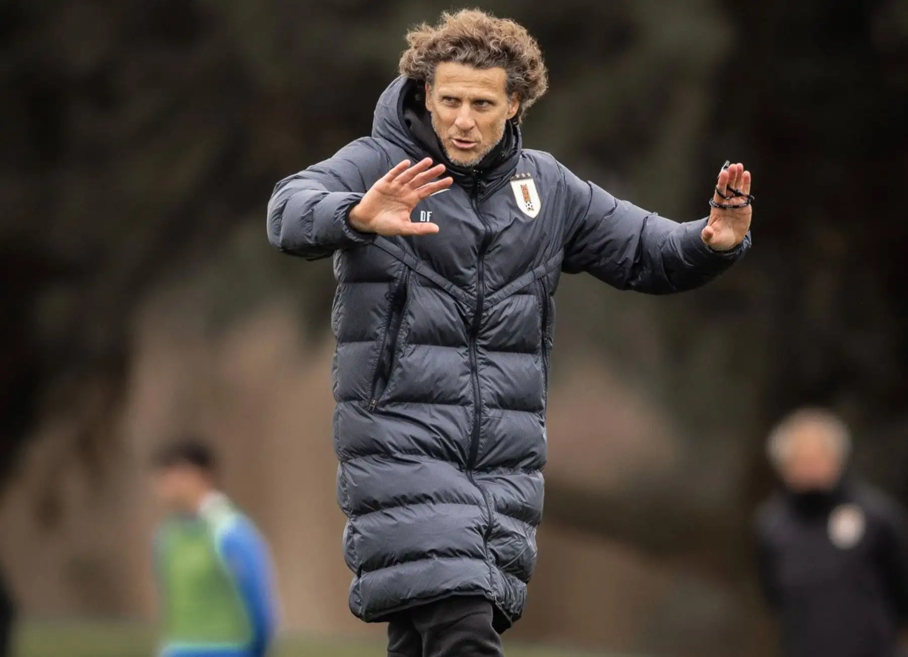 Sin Suárez y con Merentiel, Forlán presenta primera lista de convocados como DT de Uruguay