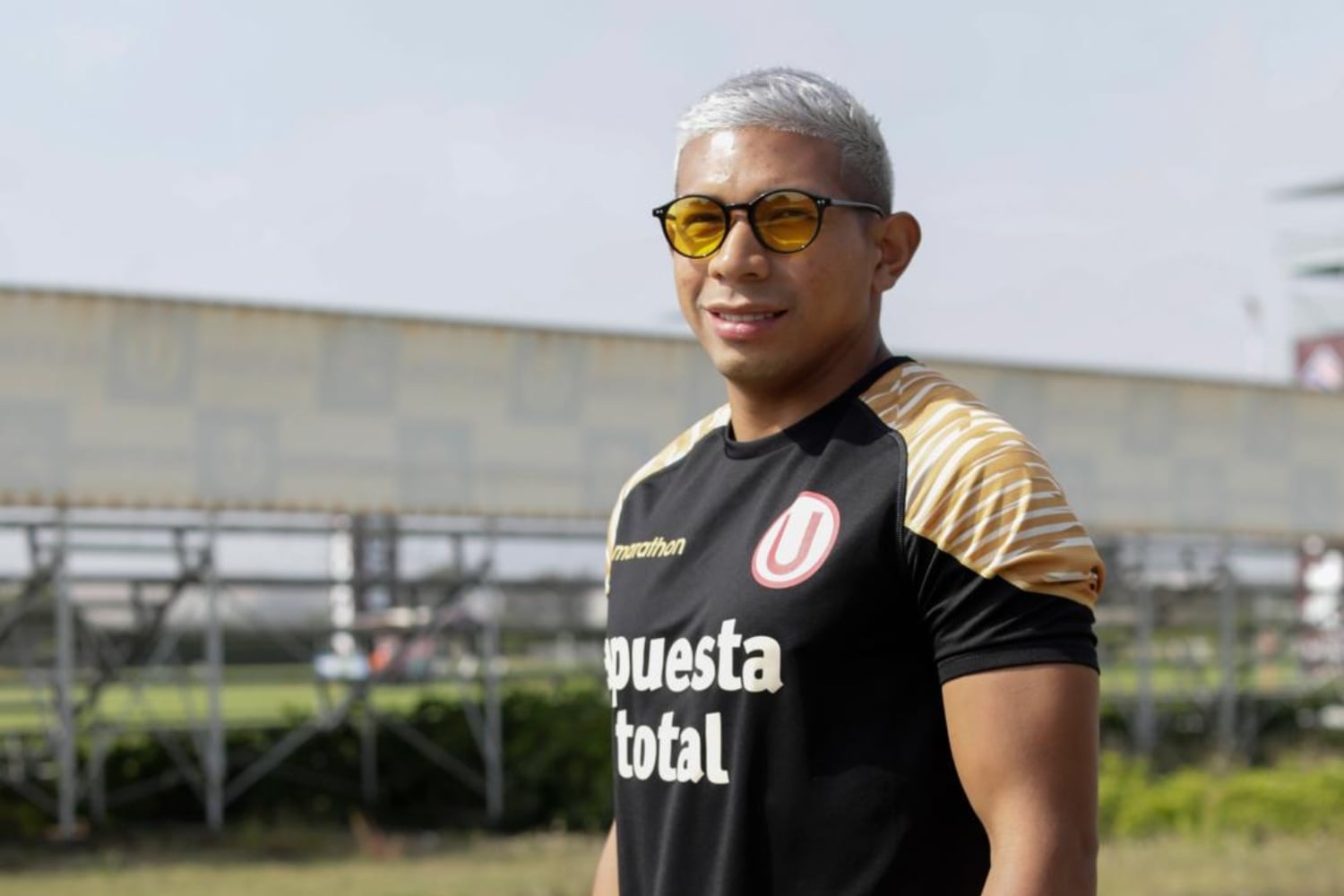 ¿Dónde está Edison Flores, el héroe del Matutazo, que hoy está borrado por Cúper y solo suma 32 minutos en el Clausura? ¿Se va a fin de año?