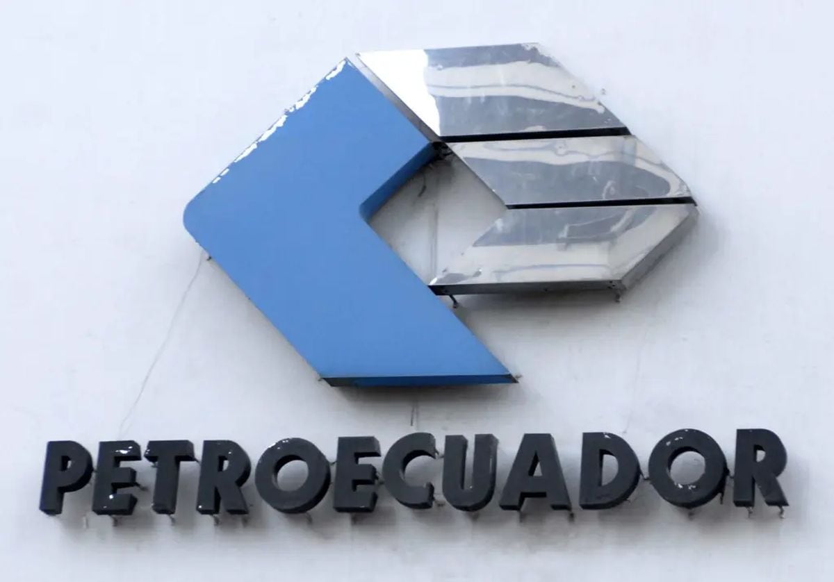 Petrolera de Ecuador analiza enviar crudo a Perú para recibir combustibles refinados