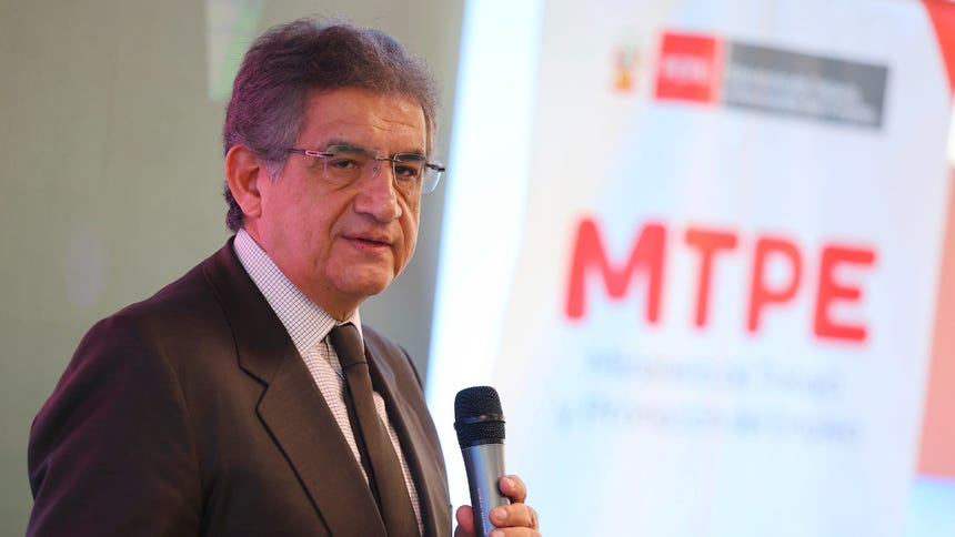Ministro Sheput no descartó bono para trabajadores afectados por posible suspensión perfecta de labores ante el fenómeno El Niño