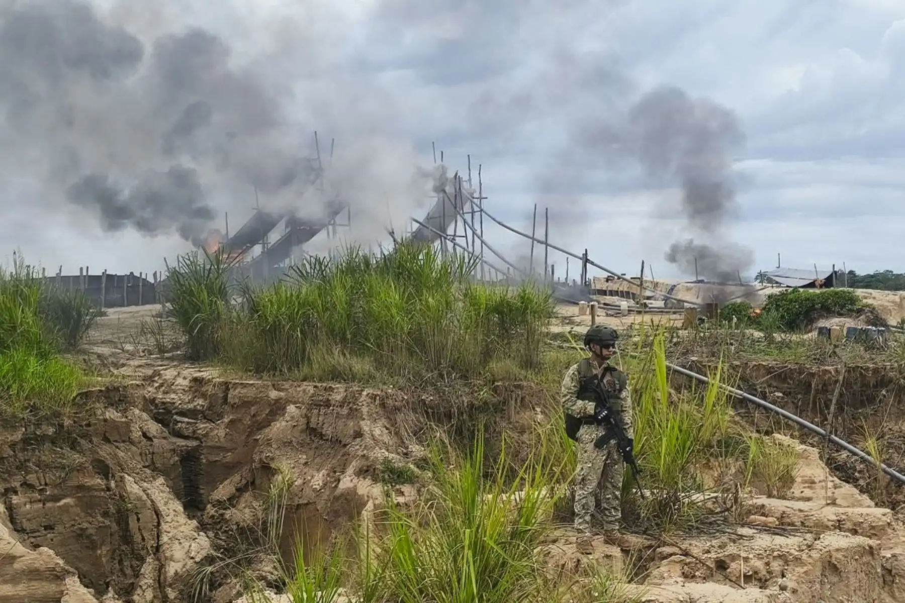 Operaciones de las FF. AA. destruyen bienes de la minería ilegal por más S/ 74 millones