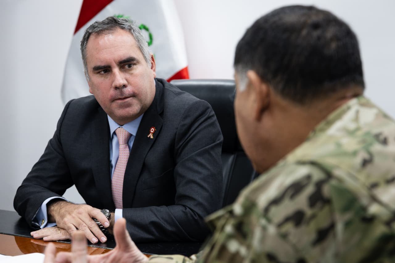 Juntos por el Perú presentó moción de interpelación contra ministro de Defensa: estas son las razones