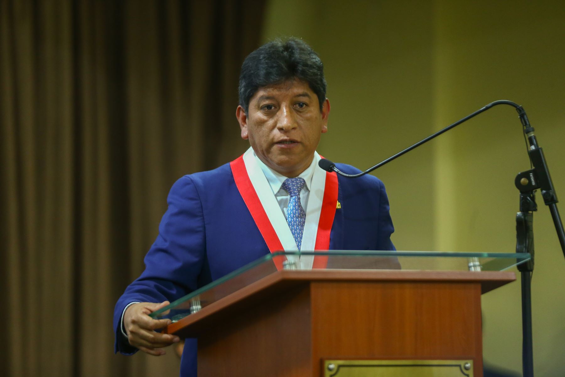 Defensor del Pueblo niega apoyar el cierre del Congreso tras cuestionamientos: “Jamás alentaré la disolución”