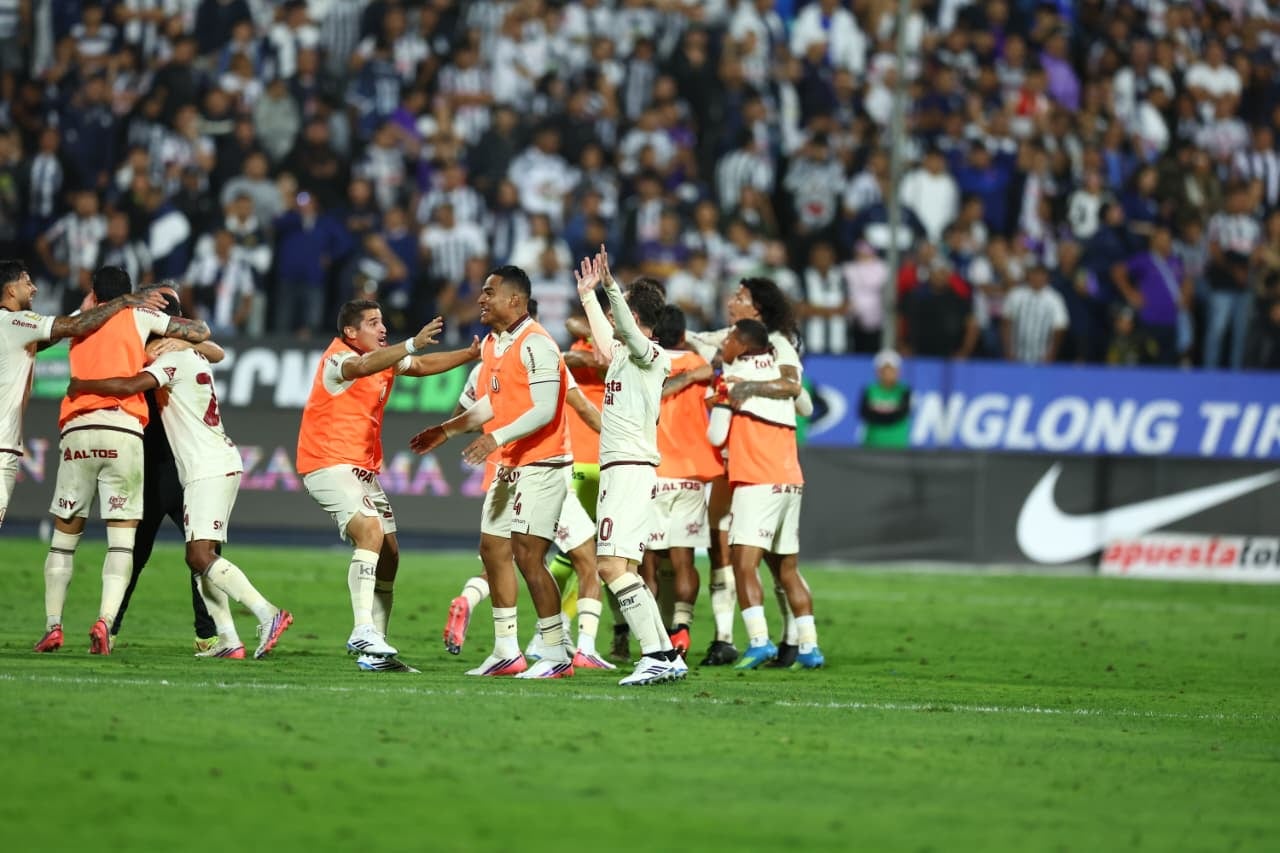 VIDEO: Alianza Lima cayó 2-1 ante Universitario tras grosero error de Alejandro Duarte