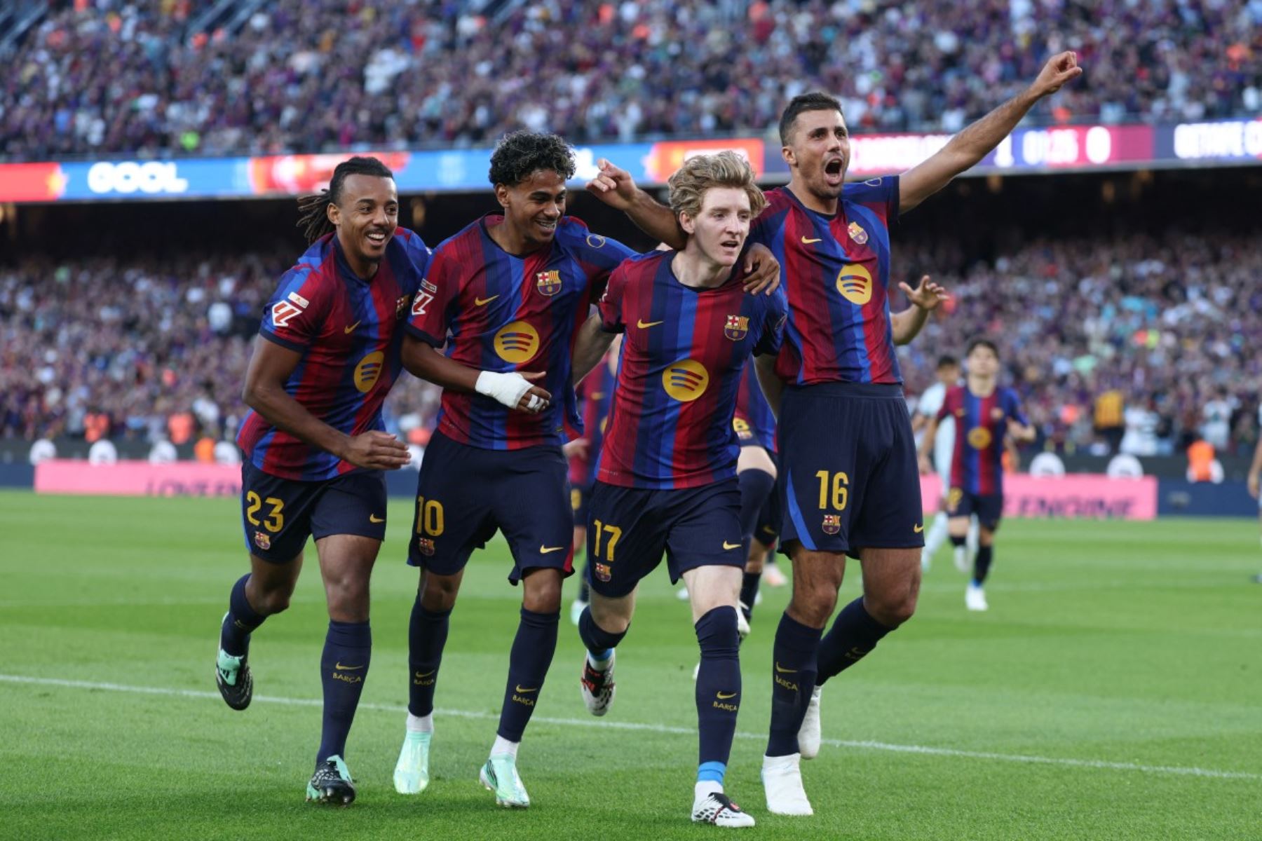 Números redondos: Barcelona destroza al Getafe por goleada y es líder con puntaje perfecto