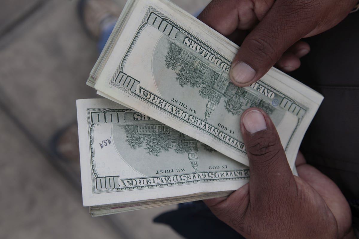 Tipo de cambio baja hoy en Perú: ¿En cuánto cerró el dólar este martes 6 de octubre?