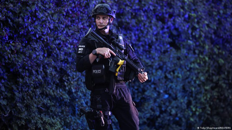Trump: detenidos querían causar "gran daño" en base británica