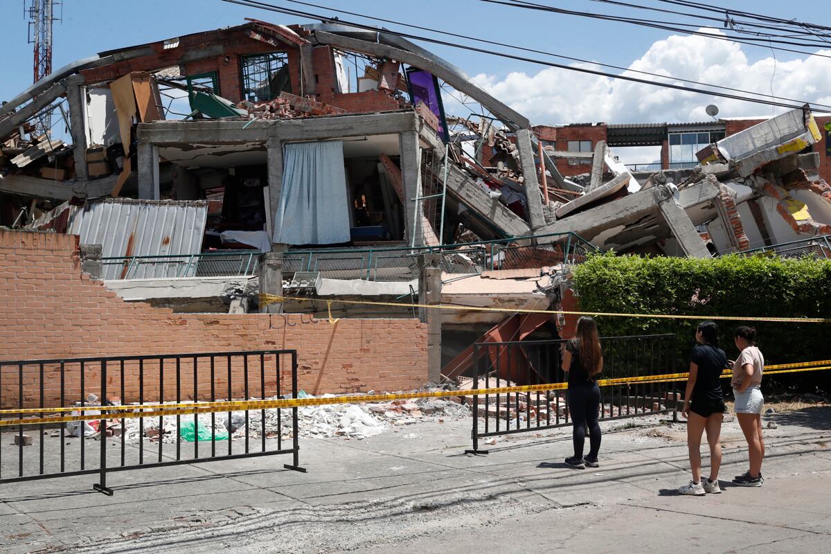 Familia más rica de Colombia dona 48 millones de dólares para reconstrucción por terremoto