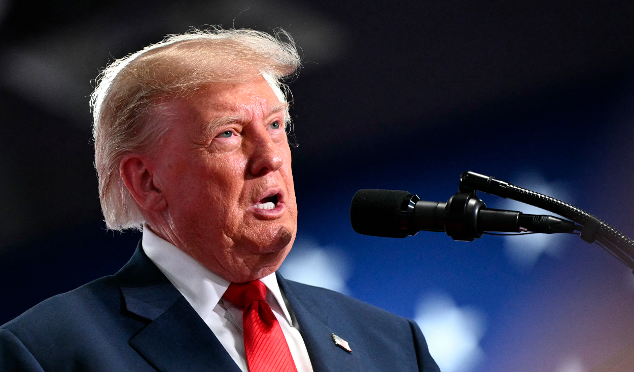 Donald Trump pide un nuevo presidente para Ucrania y culpa a Zelenski por el precio del diésel en EE. UU.