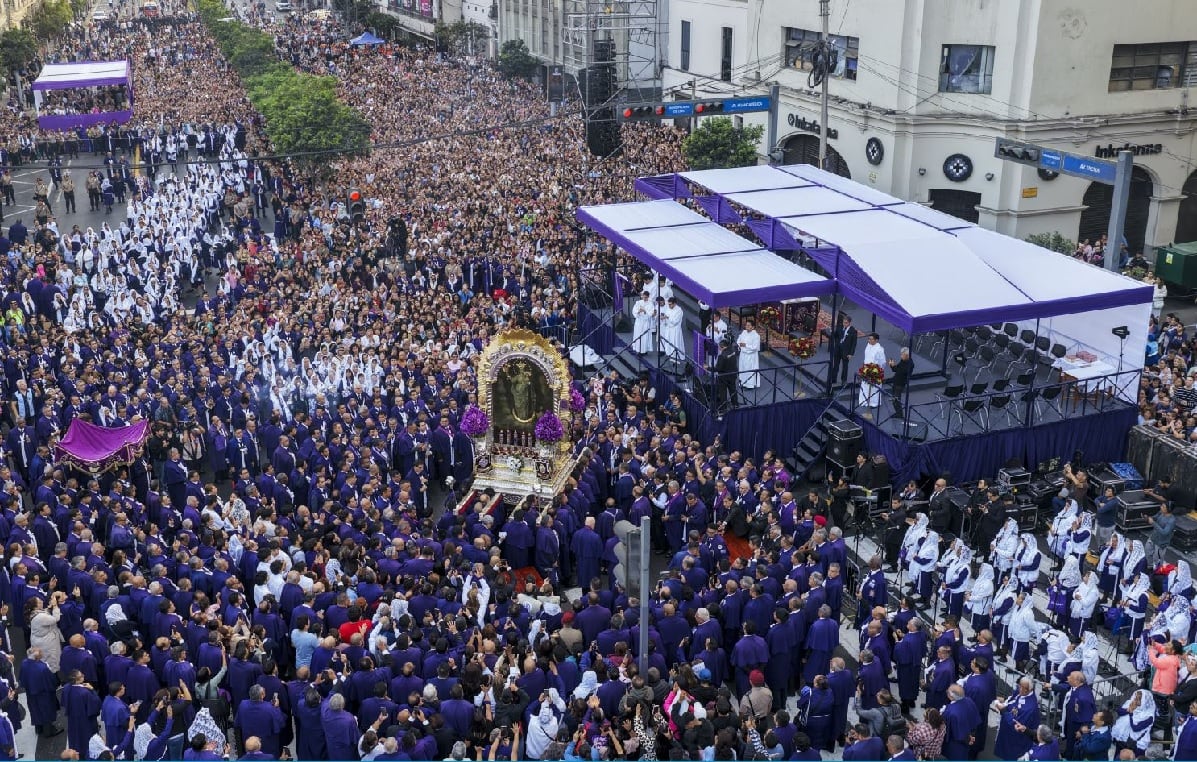 Señor de los Milagros: Devoción, alfombras florales, ingreso a Palacio de Gobierno después de 40 años y próximas procesiones