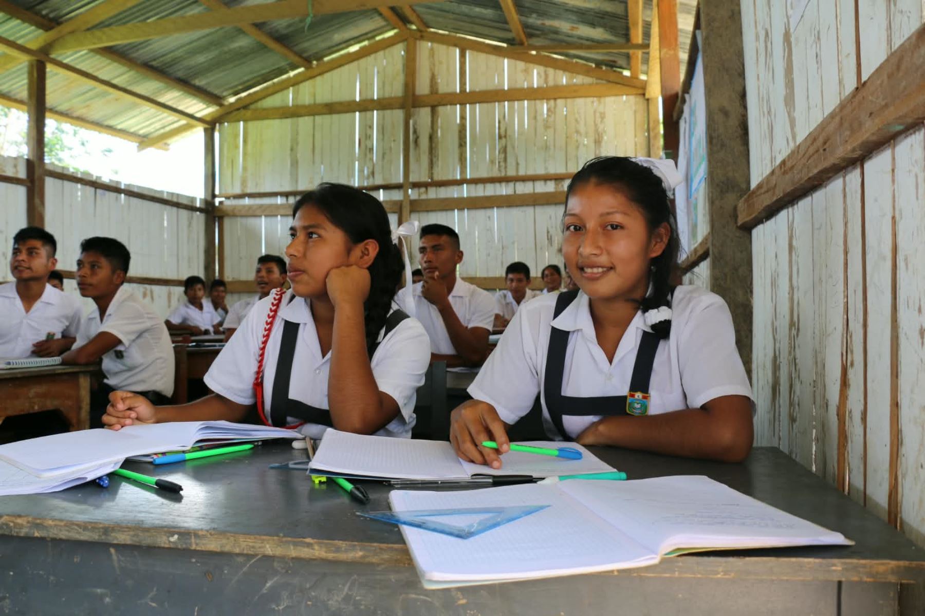 Minedu: más de 26,000 estudiantes de secundaria son atendidos en escuelas rurales