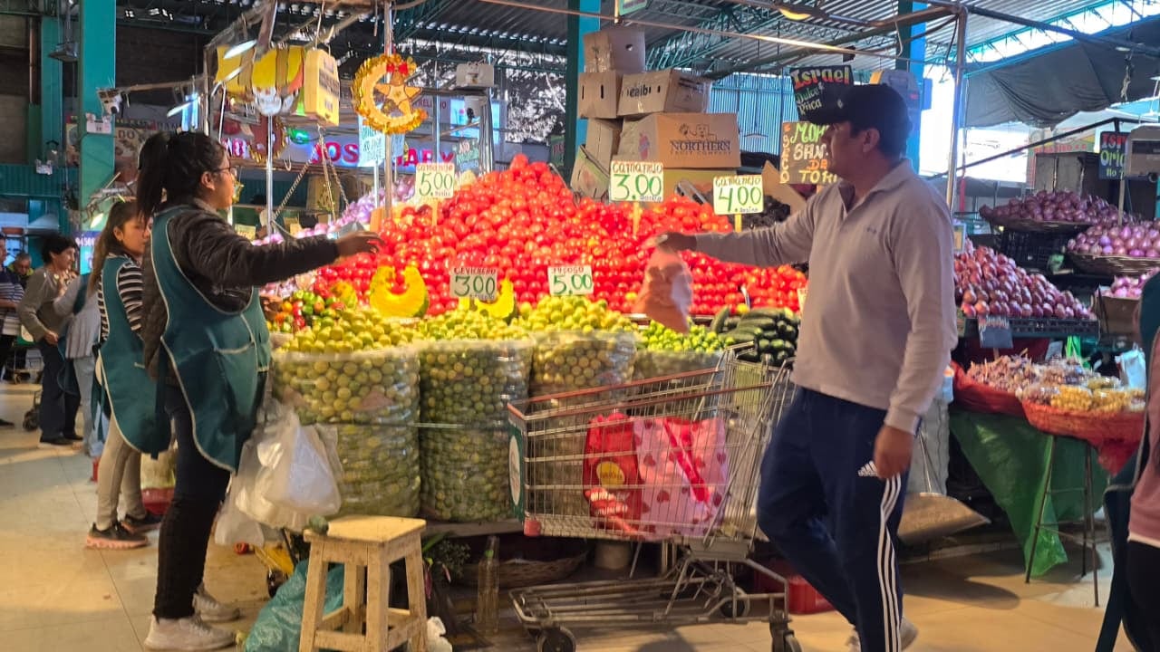 Conoce AQUÍ los precios de carnes y verduras en el mercado Nueva Esperanza de Arequipa (VIDEO)