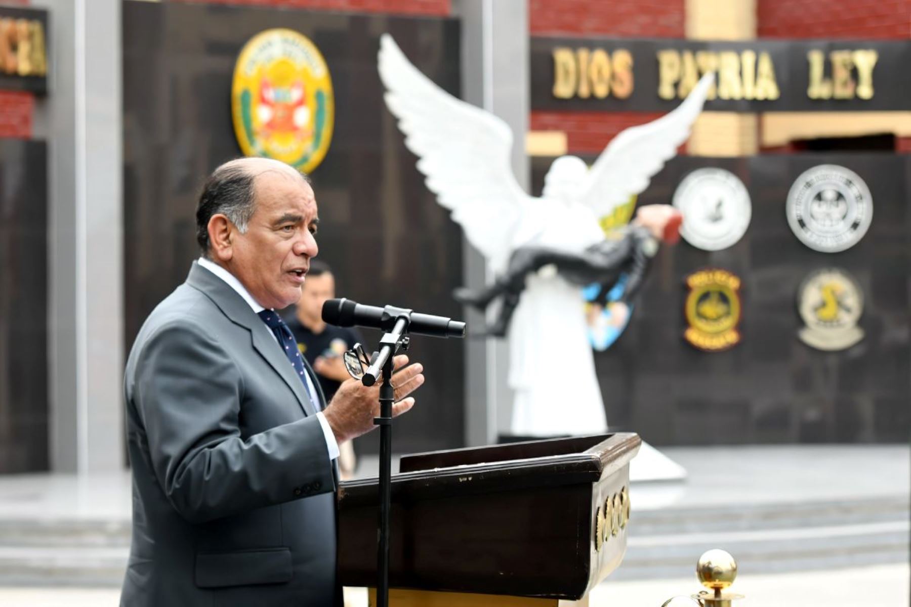 Ministro Astudillo destaca desarticulación de bandas criminales transnacionales