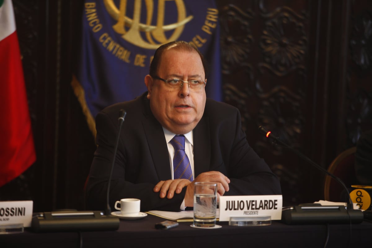 Diez presidentes, un banquero central: Julio Velarde, el ancla económica del Perú
