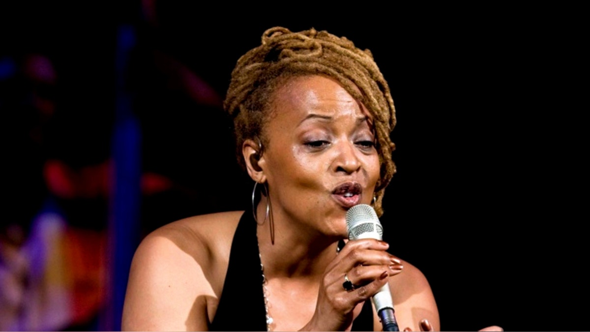 Cassandra Wilson, la cantante que revolucionó el jazz con fusiones, muere a los 70 años