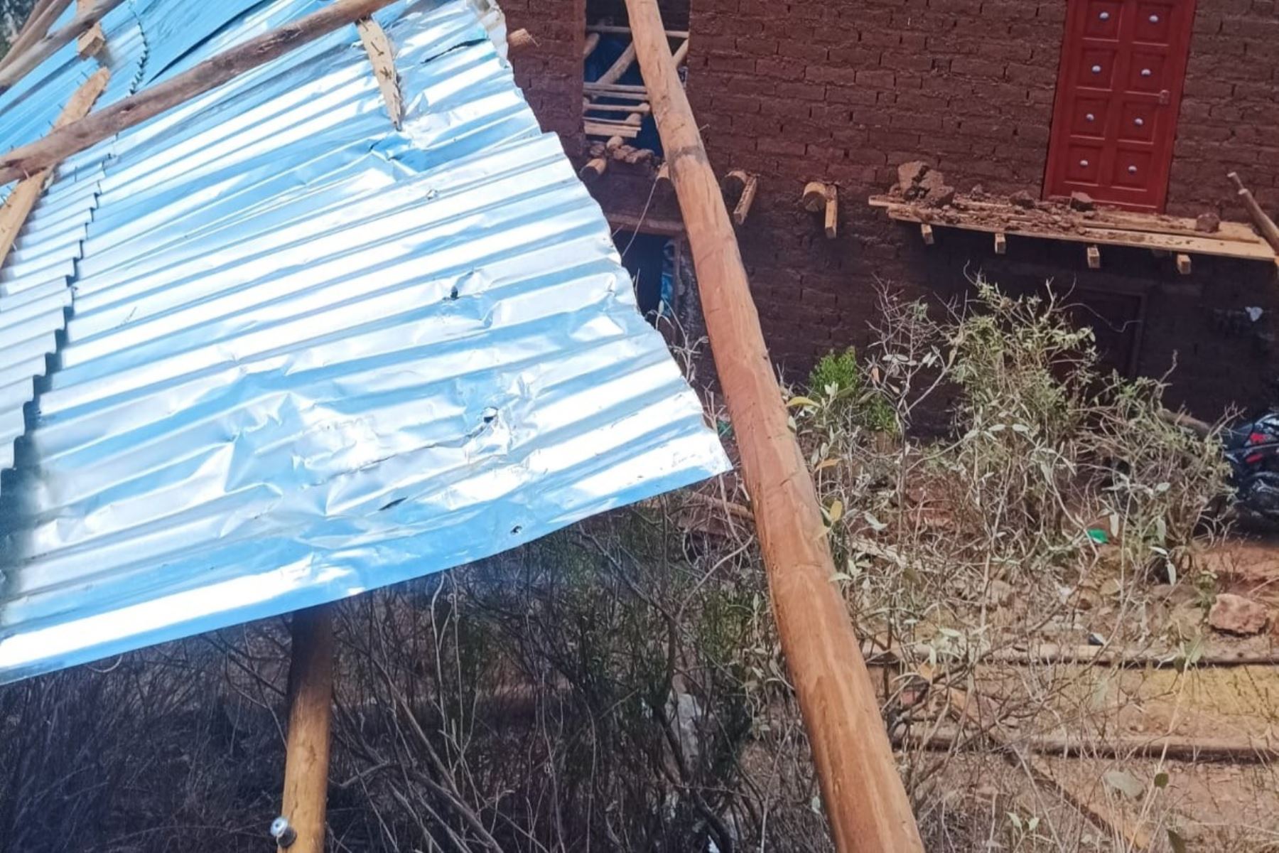 La Libertad: vientos fuertes afectan unas 15 viviendas en el distrito de Sartimbamba