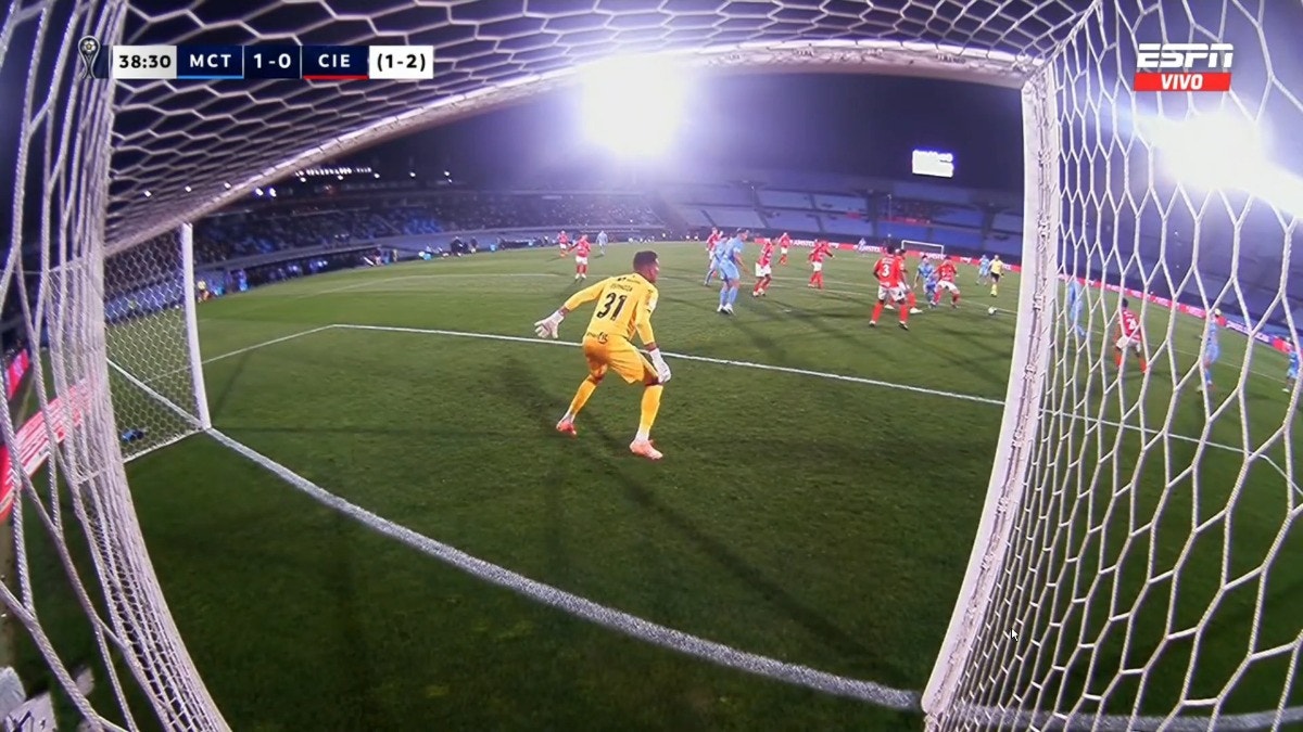 Lo sufre Cienciano: Montevideo City Torque anota con Salomón Rodríguez tras superar a Ítalo Espinoza [VIDEO]