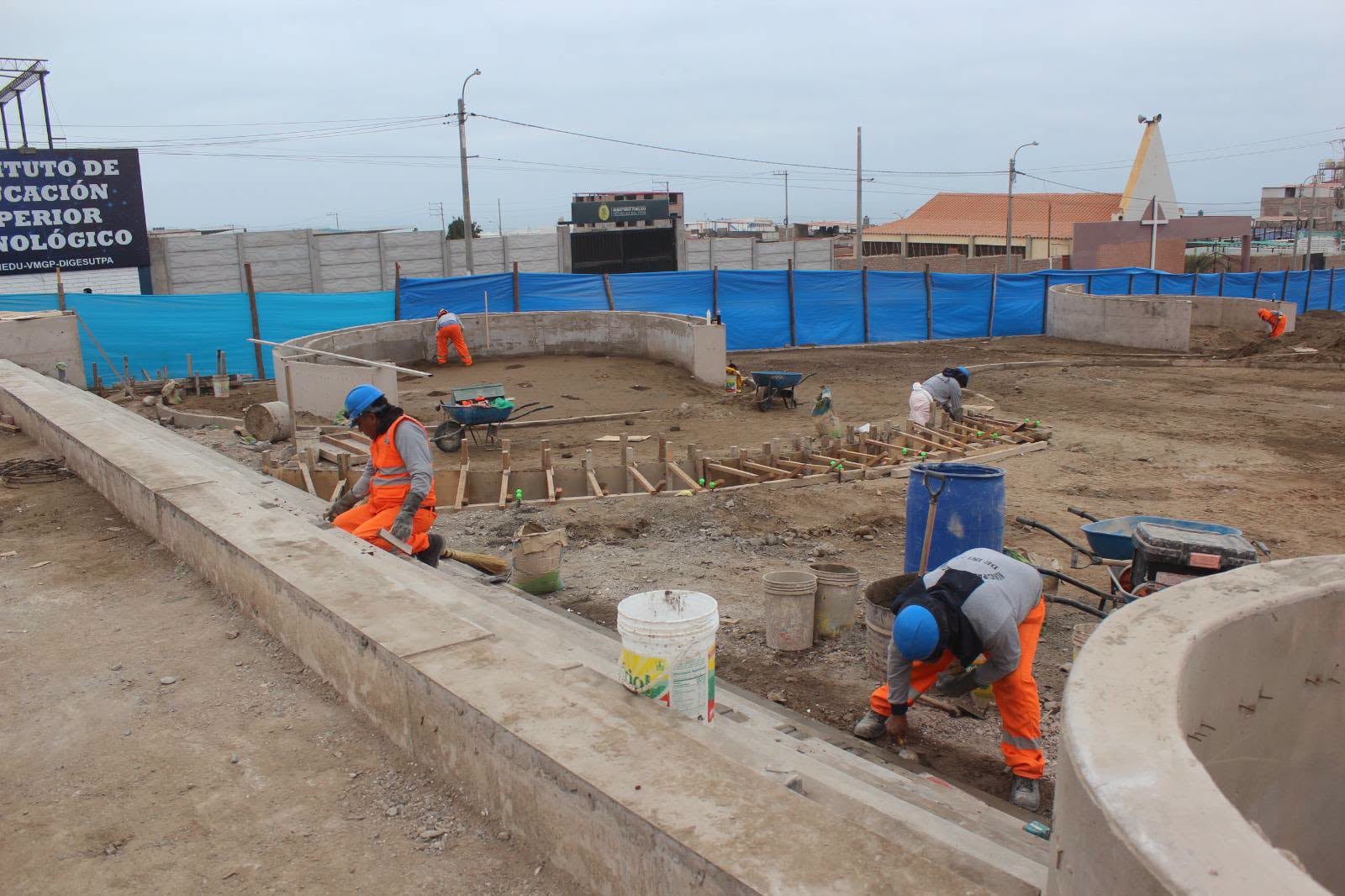 Arequipa: Municipalidad de Islay inició obra en terreno que aún figura a nombre de la Geresa