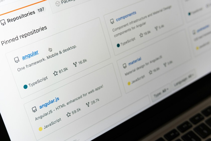 GitHub ha tenido que hacer algo a gran escala para seguir el ritmo de la IA. Sus cifras explican hasta qué punto