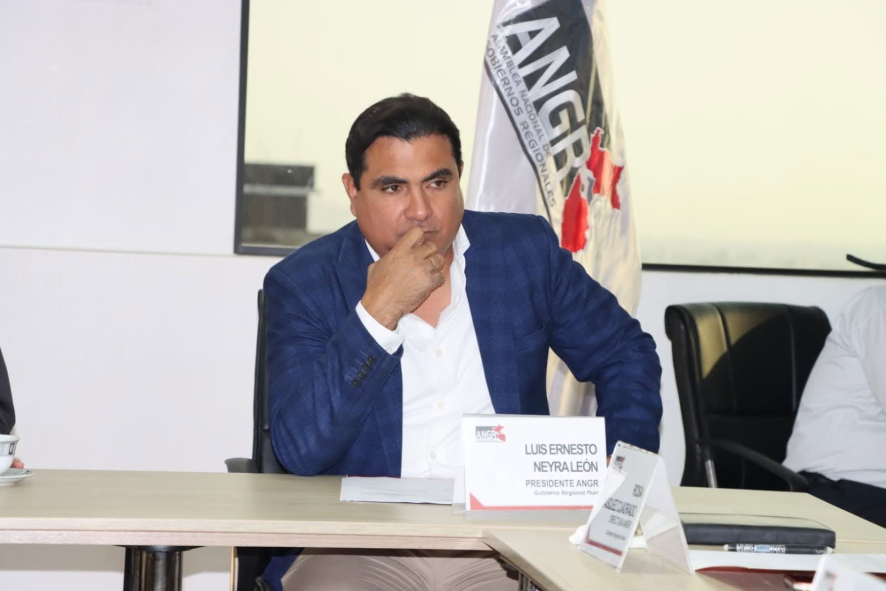 Gobernadores regionales tendrán reunión extraordinaria hoy en Lima