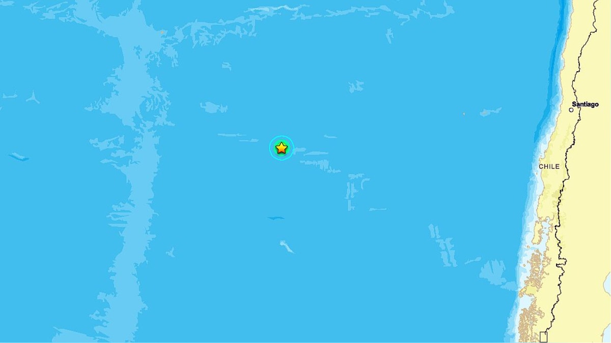 Un fuerte sismo de magnitud 6.4 remeció el Pacífico Sur este jueves