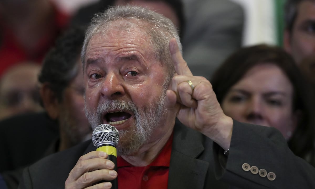 Lula insinúa que Flávio Bolsonaro estará al servicio de EE.UU. si resulta elegido