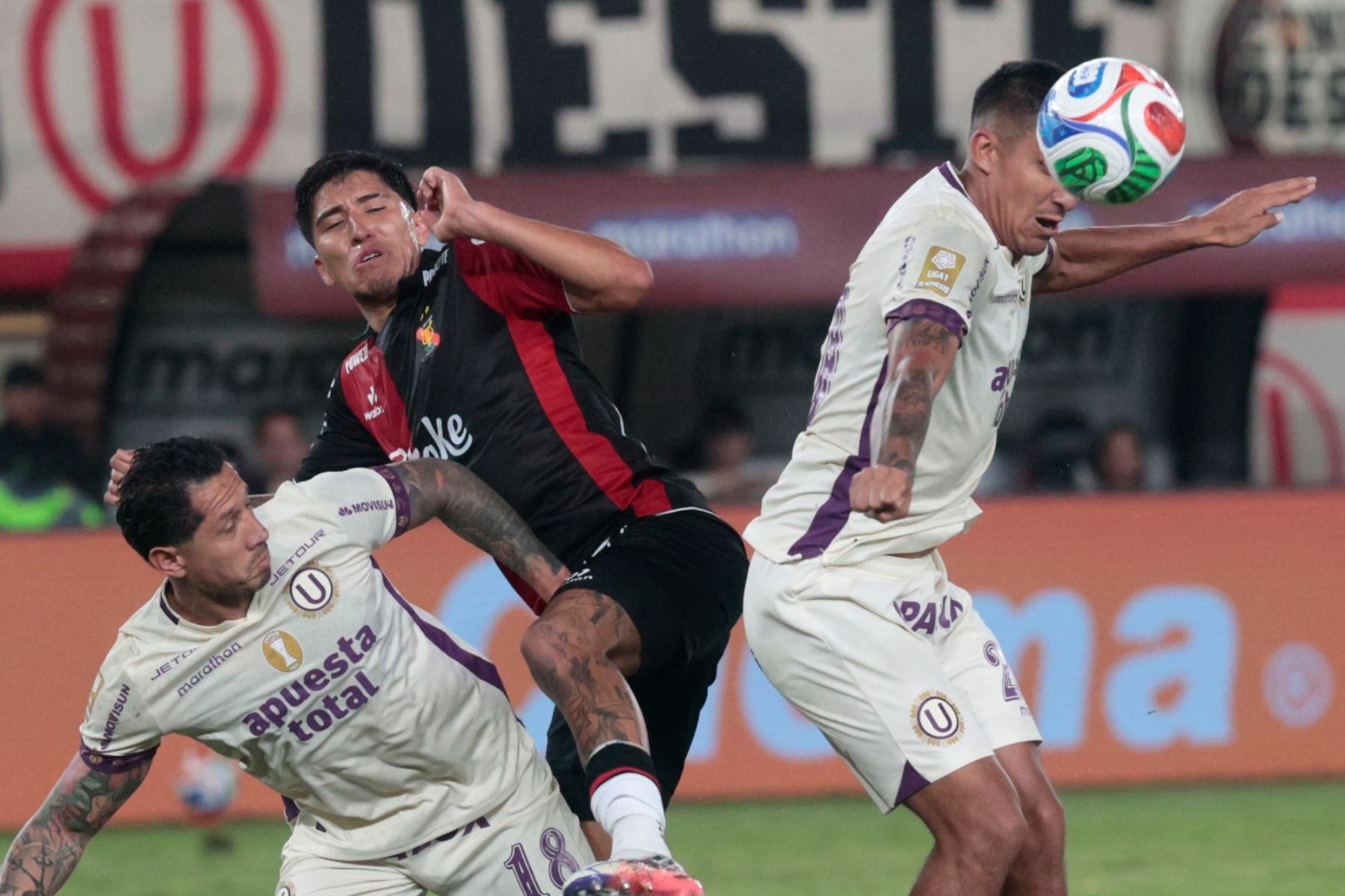 Clausura: Así está la lucha por el primer lugar tras empate de Universitario ante Melgar