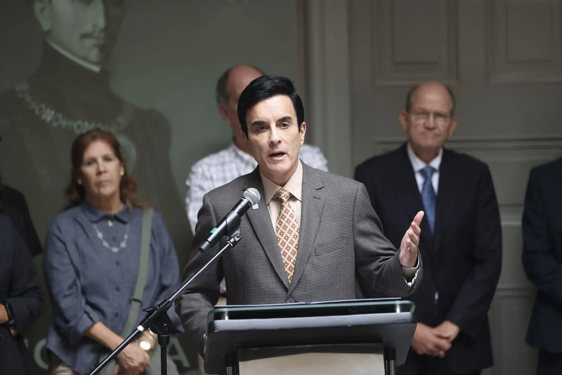Canciller: muestra fotográfica en honor a Martín Chambi recibió cerca de 35 mil visitantes