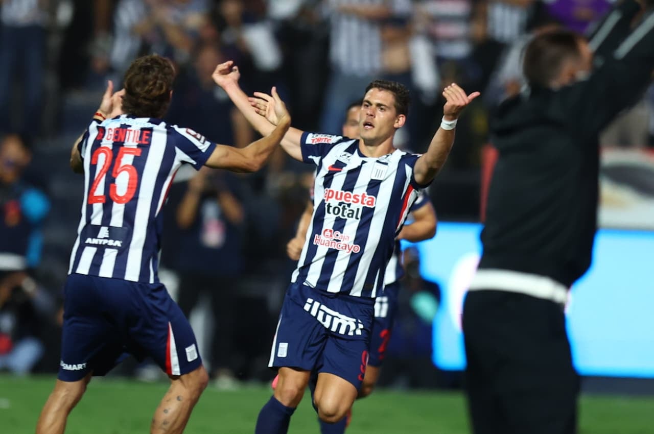 Federico Girotti no perdona y con un GOLAZO puso el 1-1 de Alianza Lima ante Universitario | VIDEO