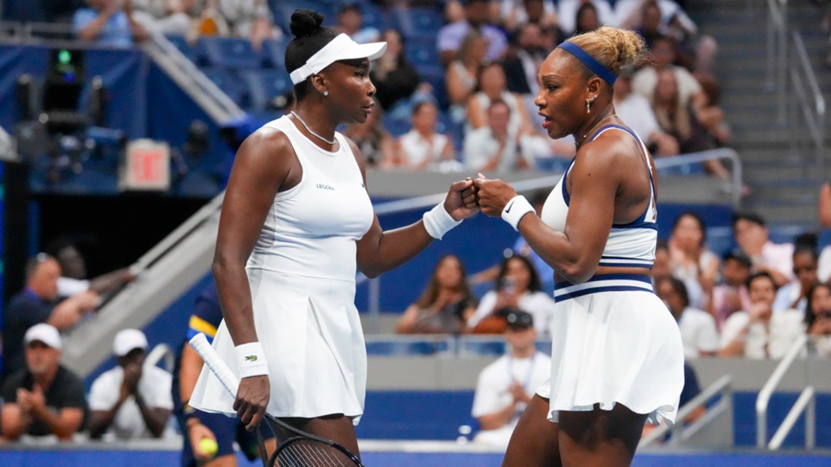 Venus y Serena Williams no pasan de la primera ronda en su regreso al US Open