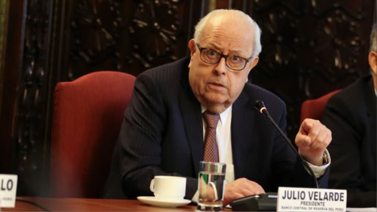 Julio Velarde sobre nuevos proyectos de retiro de fondos AFP: “se está destruyendo el sistema de pensiones”