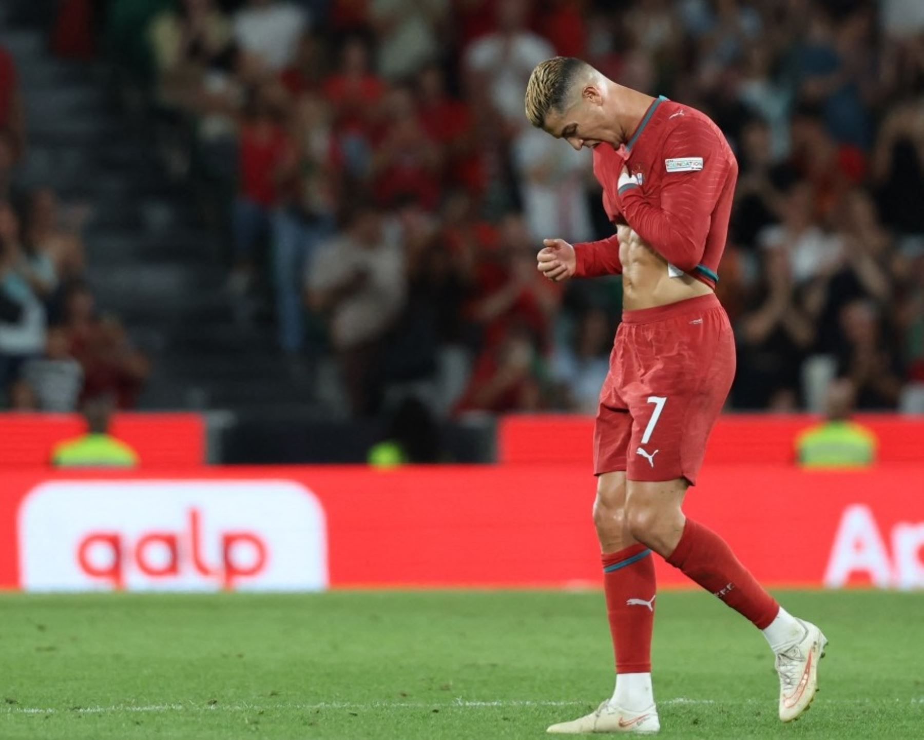 Cristiano Ronaldo podría ser suspendido hasta tres meses por abandonar la selección