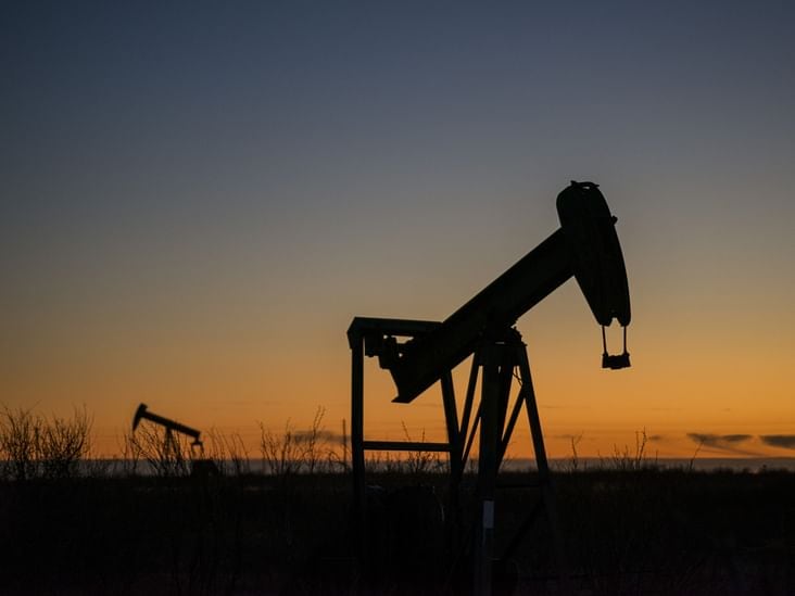 El petróleo de Texas baja a 90 dólares tras el acuerdo del G7 para liberar reservas